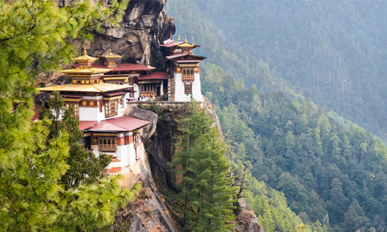 Bhutan Trip Thimphu, Paro, Phuentsholing, Punakha by train